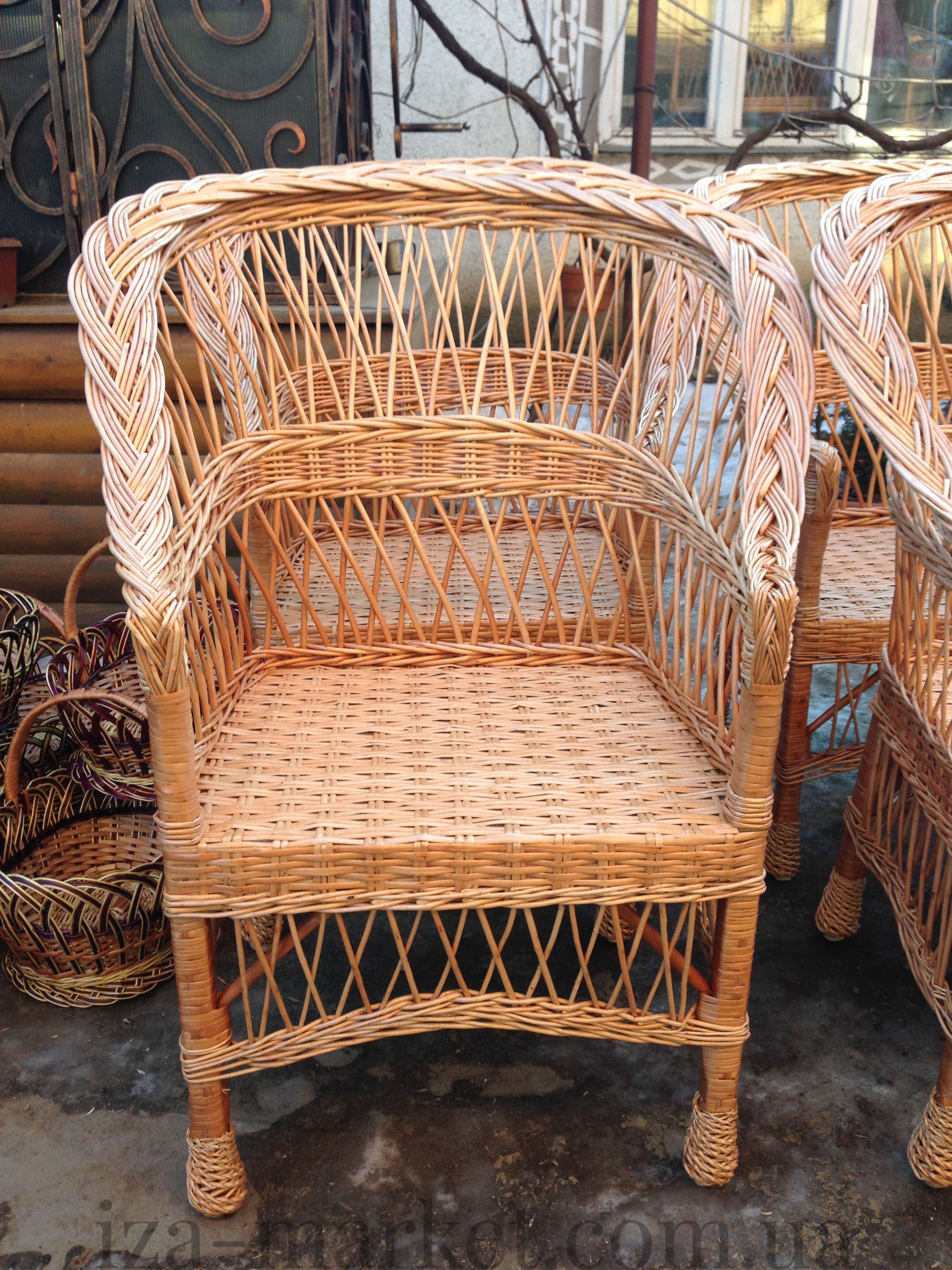 Кресло плетеное из лозы 39 - 850гр